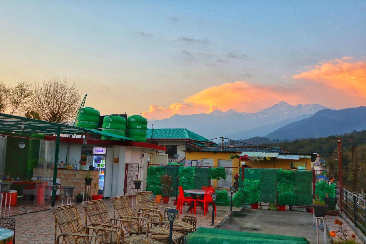 Raahi Stay, Landing Site Bir - Stay & Cafe Bagian luar foto