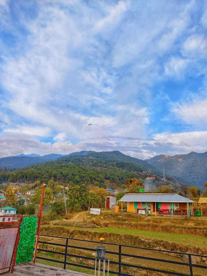 Raahi Stay, Landing Site Bir - Stay & Cafe Bagian luar foto