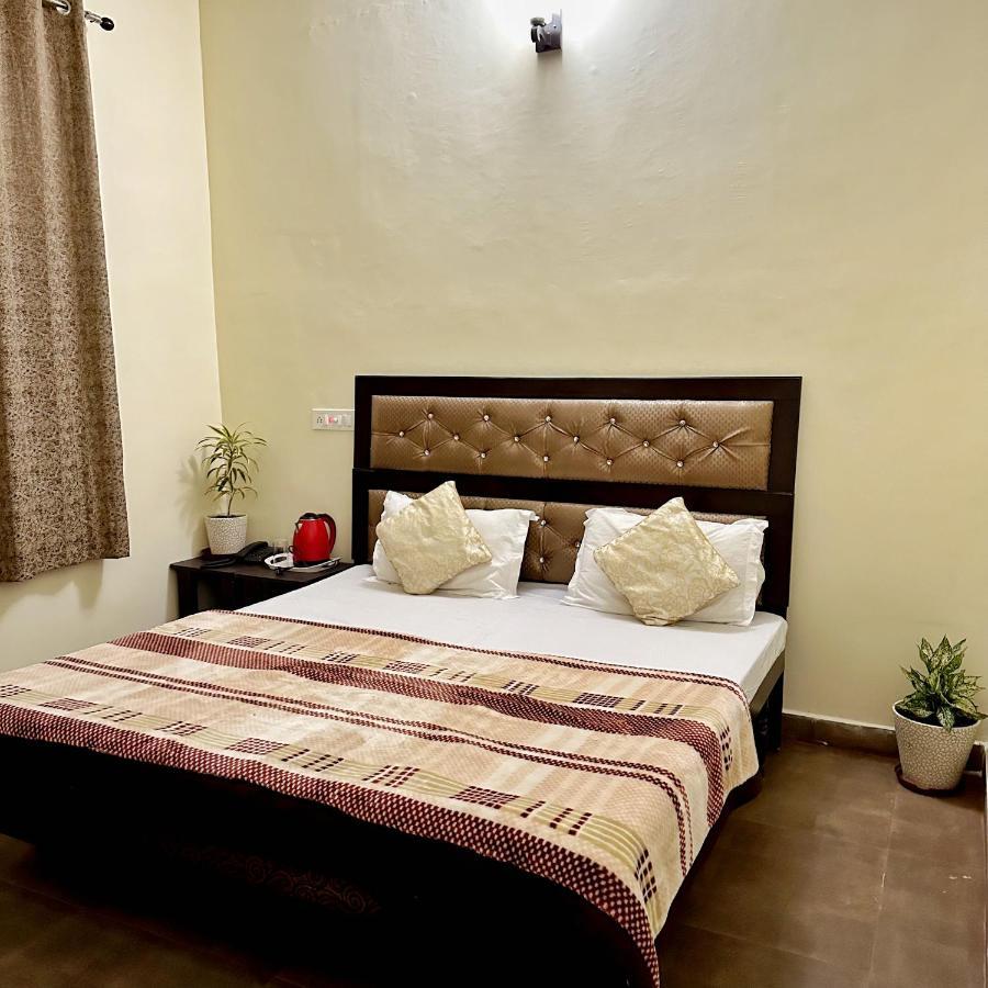 Raahi Stay, Landing Site Bir - Stay & Cafe Bagian luar foto
