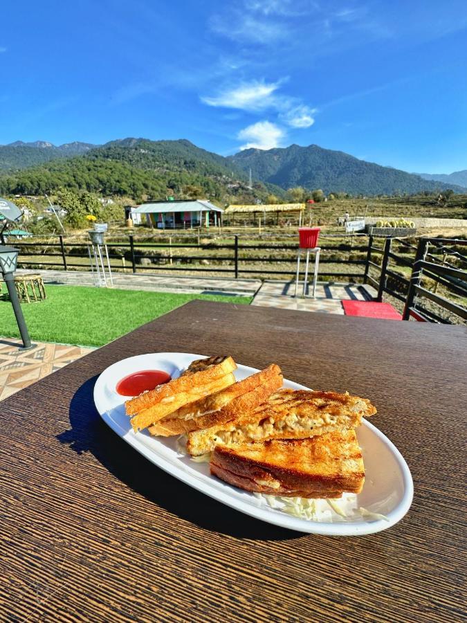 Raahi Stay, Landing Site Bir - Stay & Cafe Bagian luar foto