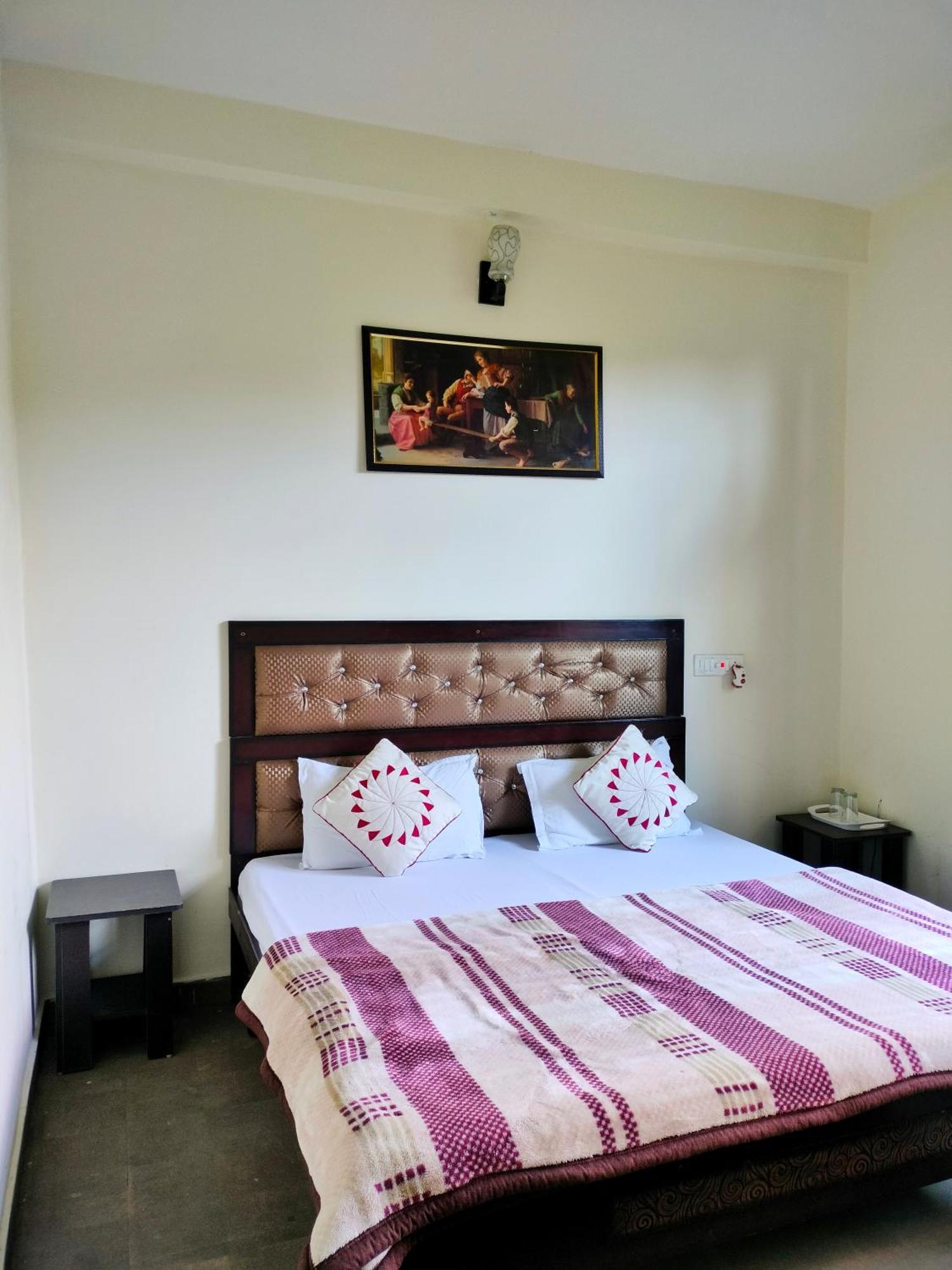 Raahi Stay, Landing Site Bir - Stay & Cafe Bagian luar foto