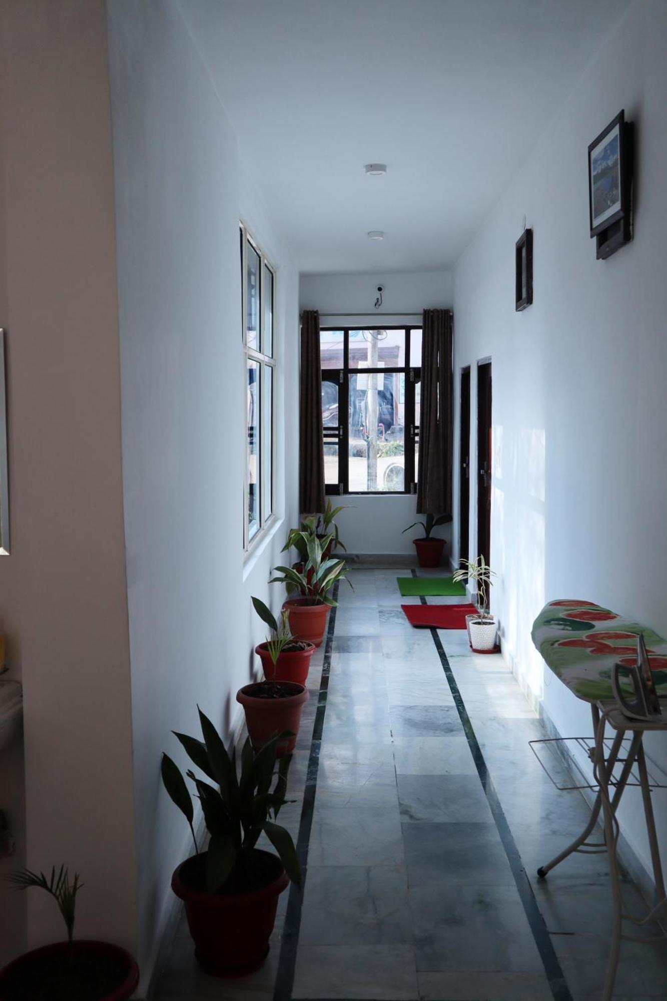 Raahi Stay, Landing Site Bir - Stay & Cafe Bagian luar foto